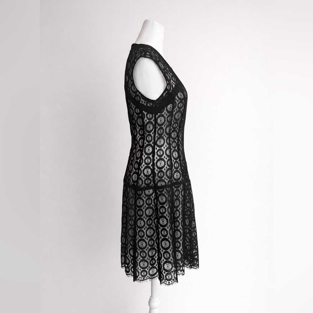 Nanette Lepore Black Lace Zip Front Dress – Size 4 NWT - Picture 4 of 9